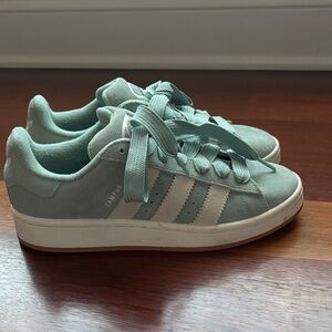 Adidas Women's Mint Green Campus Sneakers